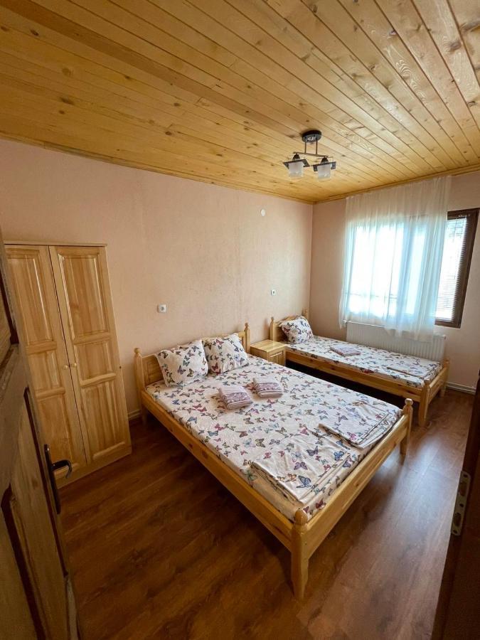 Villa Къщи Мaхони Tsigov Chark Exterior foto